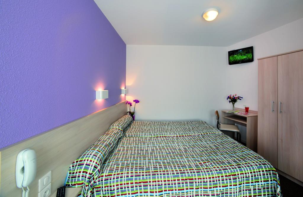 Hotel Saint Contard Lourdes Esterno foto